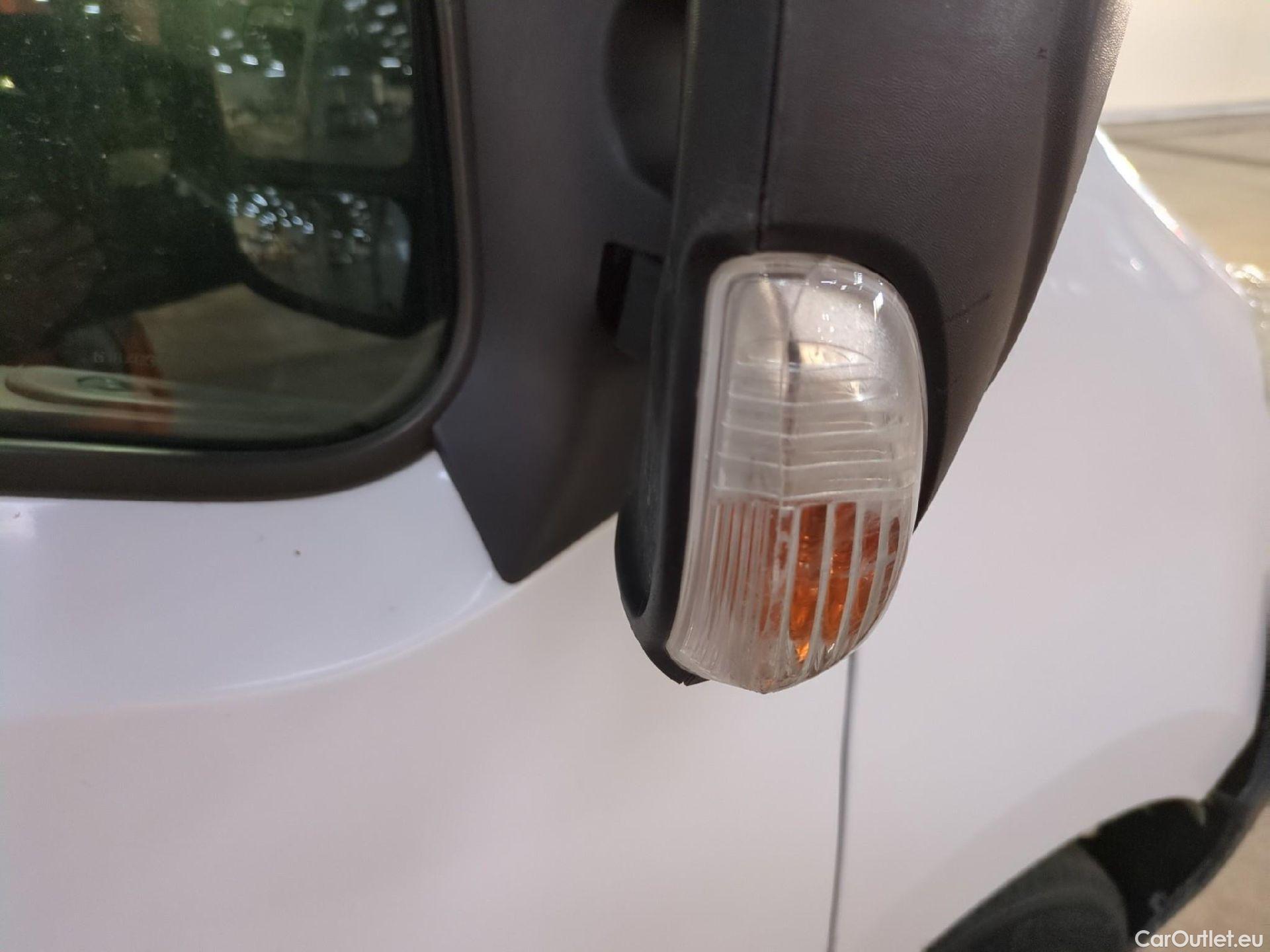  Renault  Master RENAULT  DC VU 4p Châssis double cabine DC GCf Propu RJ3500 L3 dCi 130 E6 #26