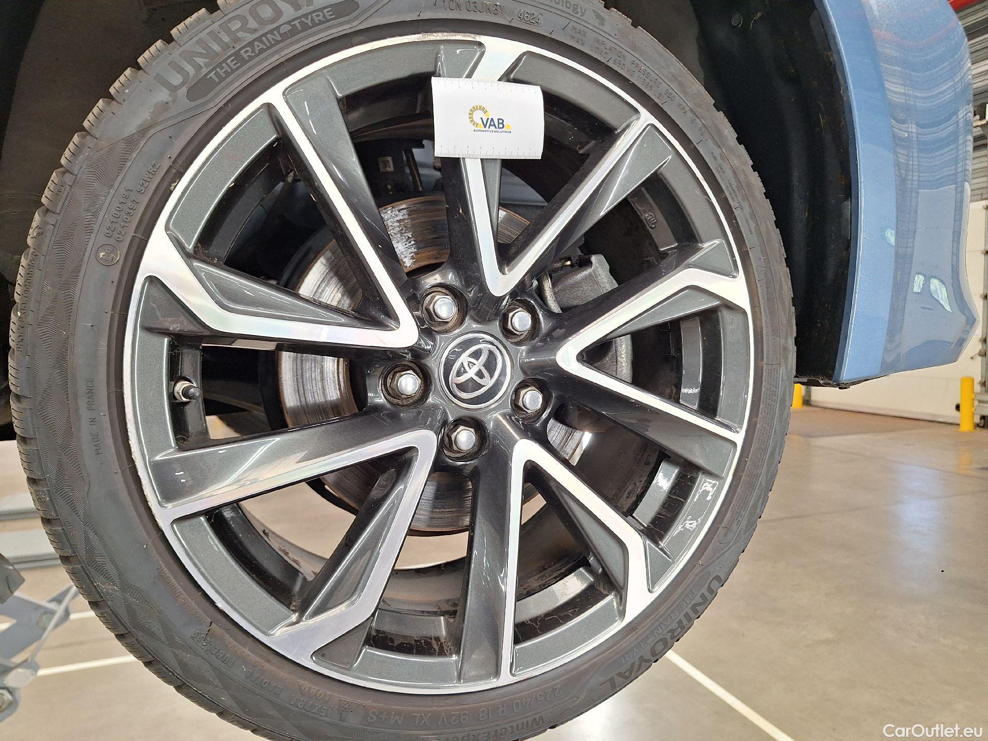  Toyota  Corolla Toyota,  '19, Toyota  2.0 Hybrid Premium e-CVT 5d #31
