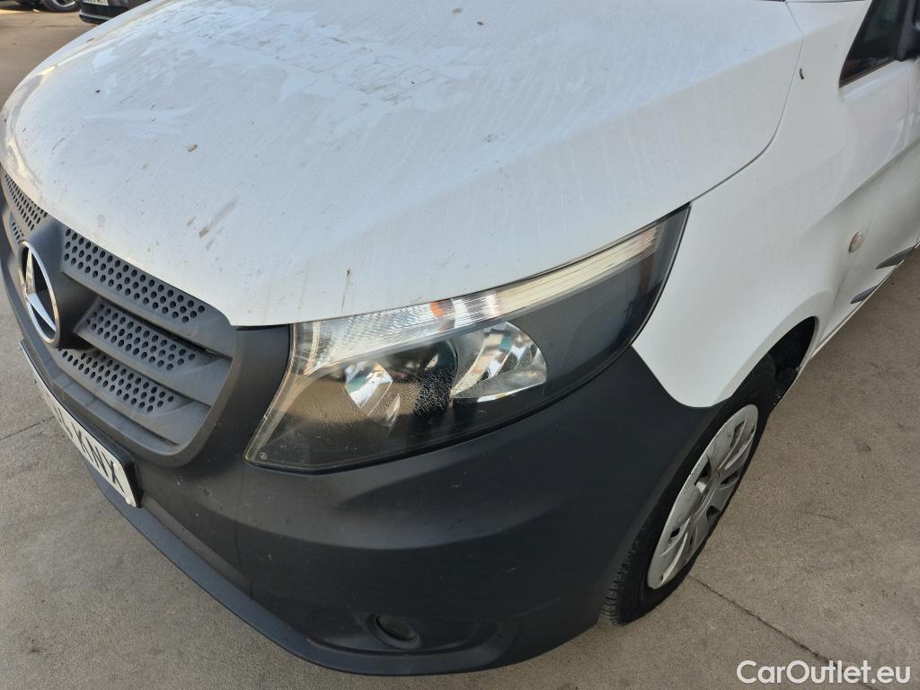  Mercedes  Vito MERCEDES-BENZ  / 2014 / 4P / furgón 111 CDI Larga #29