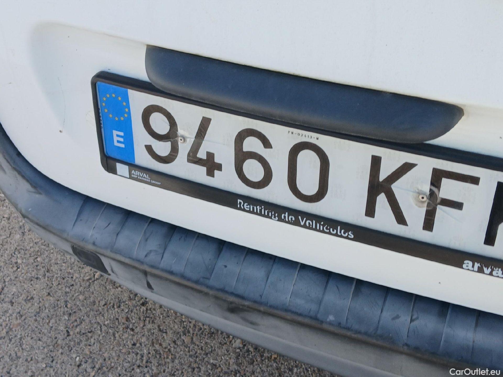  Renault  Kangoo RENAULT  Z.E./2013/3P/furgón derivado de turismo Z.E. Flexi #35
