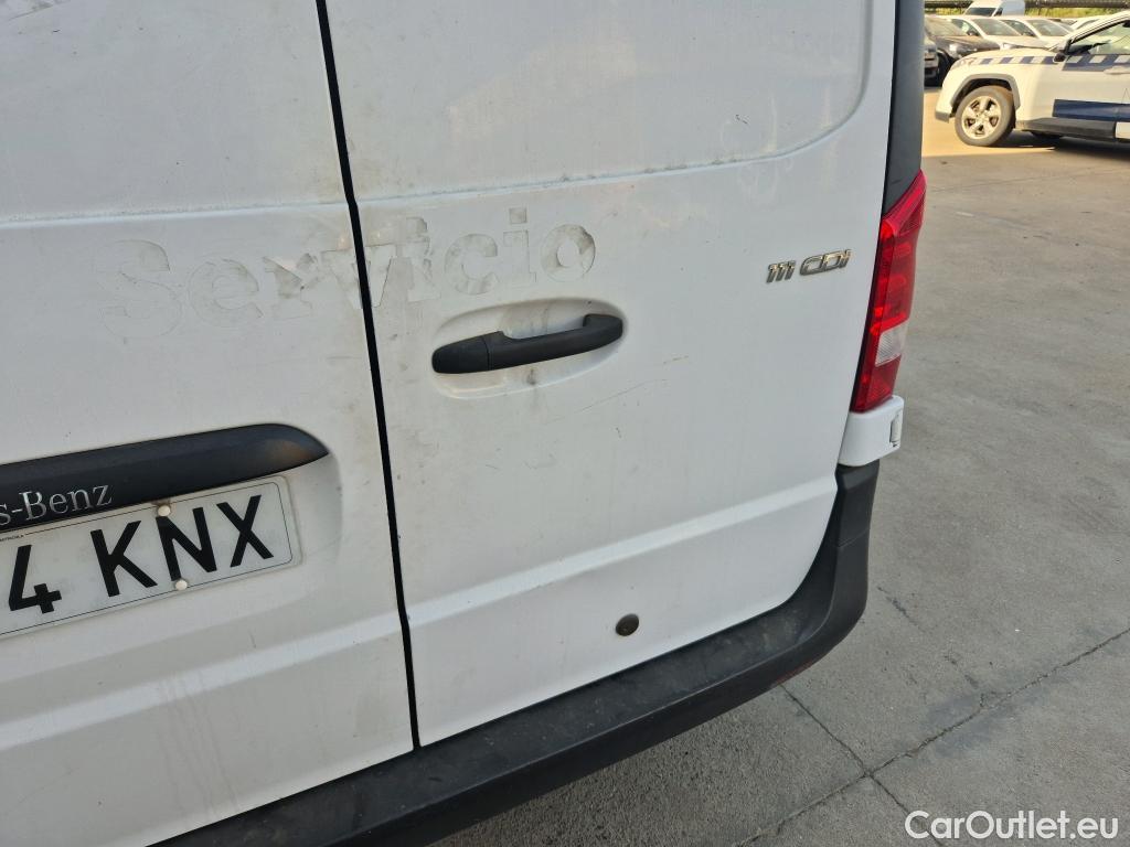  Mercedes  Vito MERCEDES-BENZ  / 2014 / 4P / furgón 111 CDI Larga #43