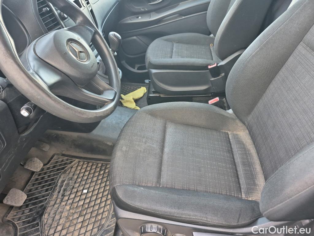  Mercedes  Vito MERCEDES-BENZ  / 2014 / 4P / furgón 111 CDI Larga #42