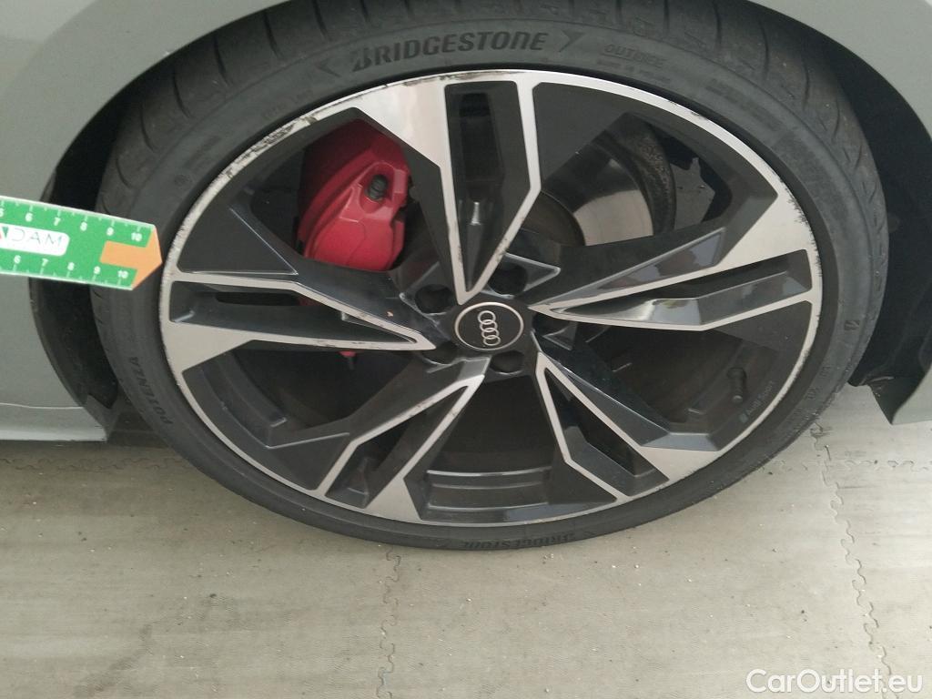  Audi  A5 Sportback AUDI A5 / 2019 / 5P / berlina con portón Black Line 40 TDI S tronic Sportback #10