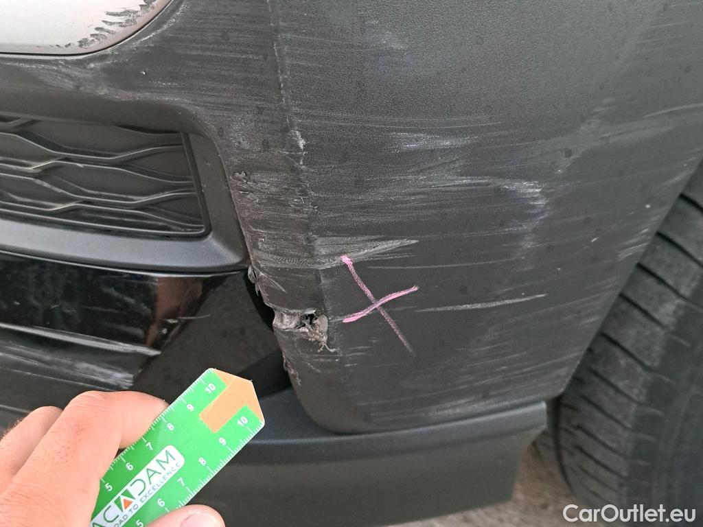  Hyundai  Konna HYUNDAI Kona / 2017 / 5P / todoterreno 1.6 GDI HEV Klass DCT #3
