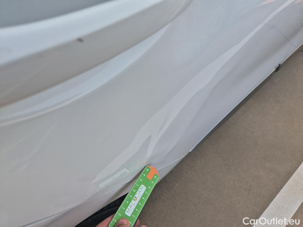  Hyundai   Ioniq HYUNDAI / 2019 / 5P / berlina con portón 1.6 GDI HEV Klass DCT #3