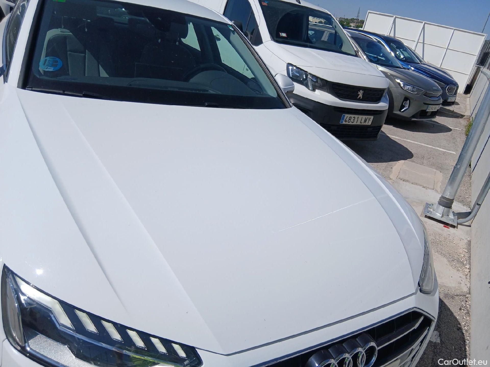  Audi  A4 AUDI  / 2019 / 4P / sedán Advanced 35 TFSI 110kW (150CV) S tronic #4