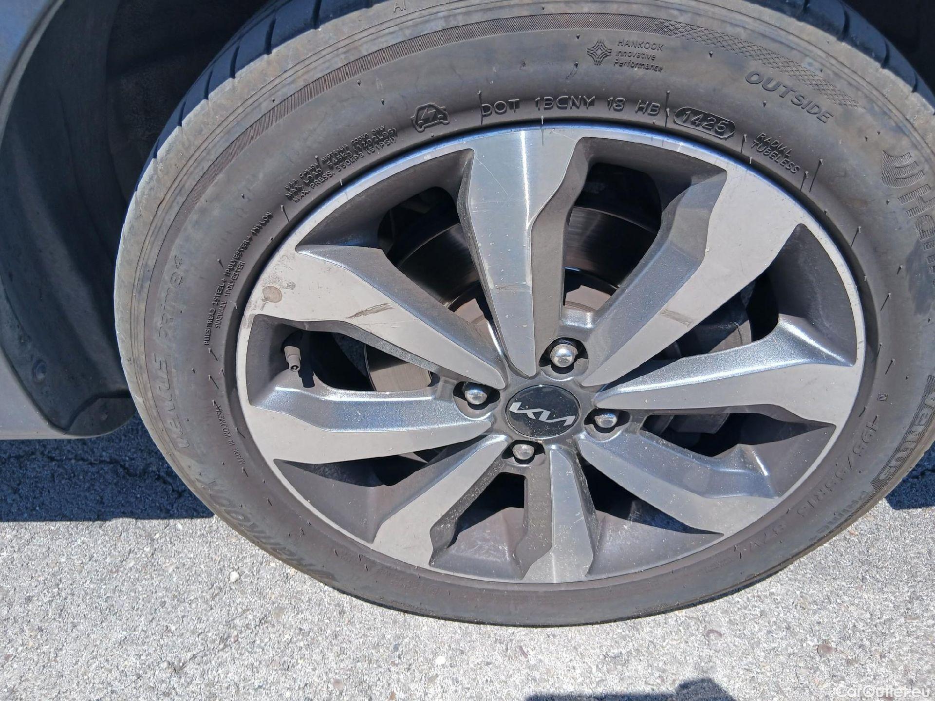  KIA  STONIC KIA  / 2017 / 5P / todoterreno 1.0 T-GDi 74kW (100CV) MHEV iMT Drive #63
