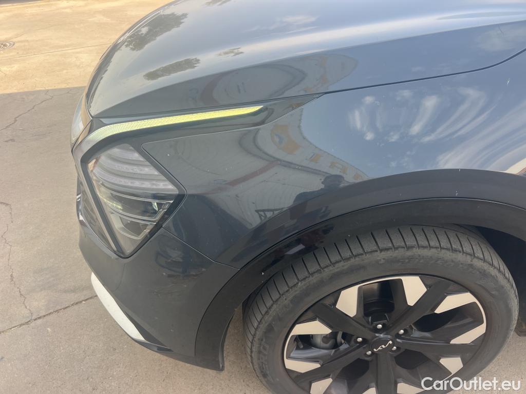  KIA  Sportage KIA  / 2022 / 5P / todoterreno 1.6 T-GDi PHEV 198kW (265CV) Tech 4X4 #8