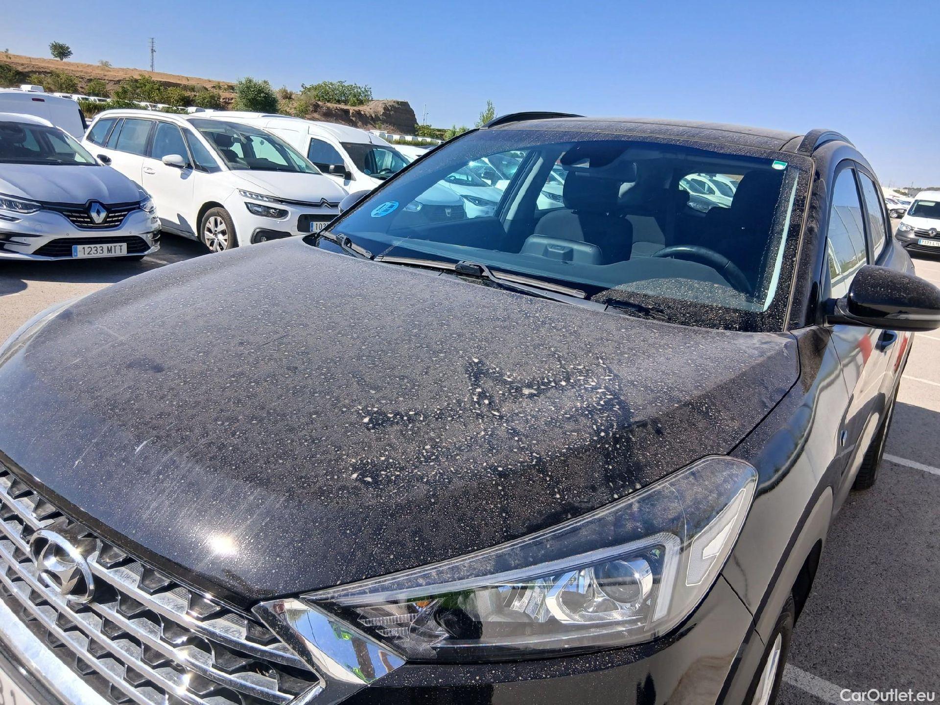  Hyundai  Tucson HYUNDAI  / 2018 / 5P / todoterreno 1.6 CRDI 85kW (116CV) 48V SLE Sky 4X2(SL)(SP) #4