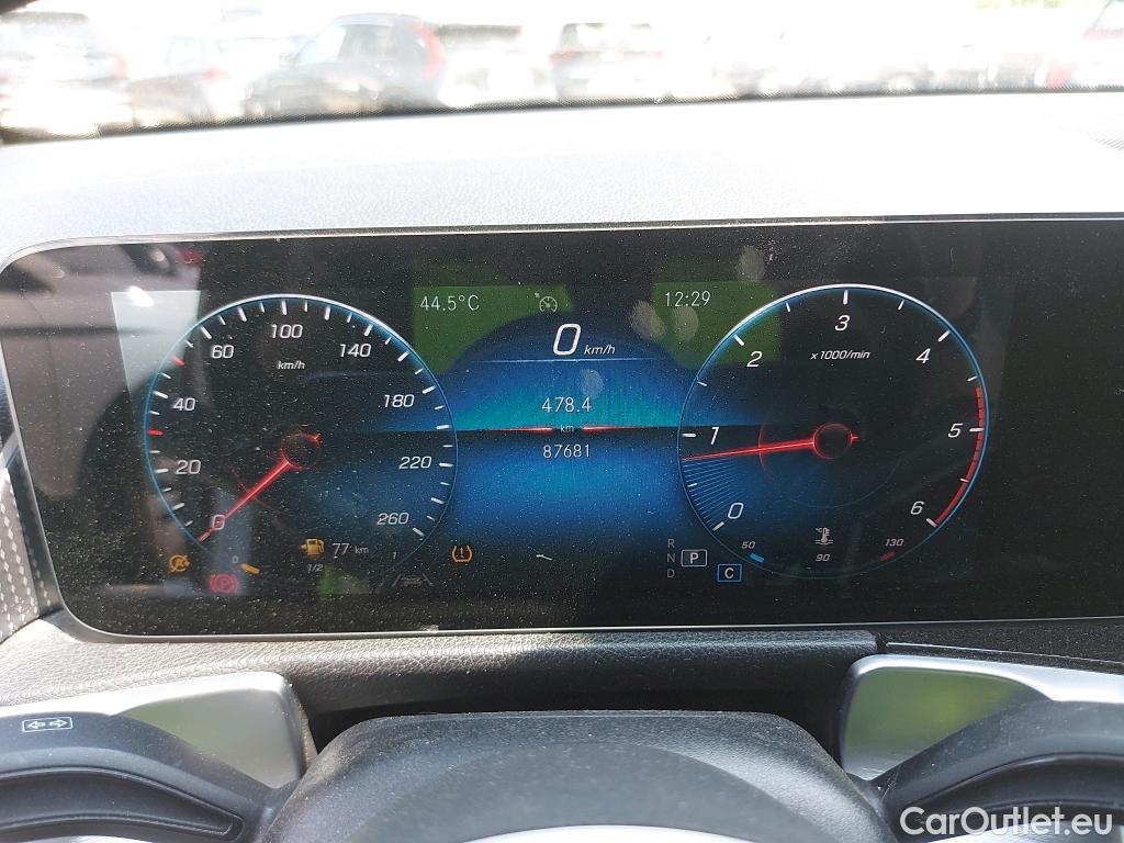  Mercedes  GLB MERCEDES-BENZ  / 2019 / 5P / todoterreno 2.0  200 D DCT 110KW (150CV) #11