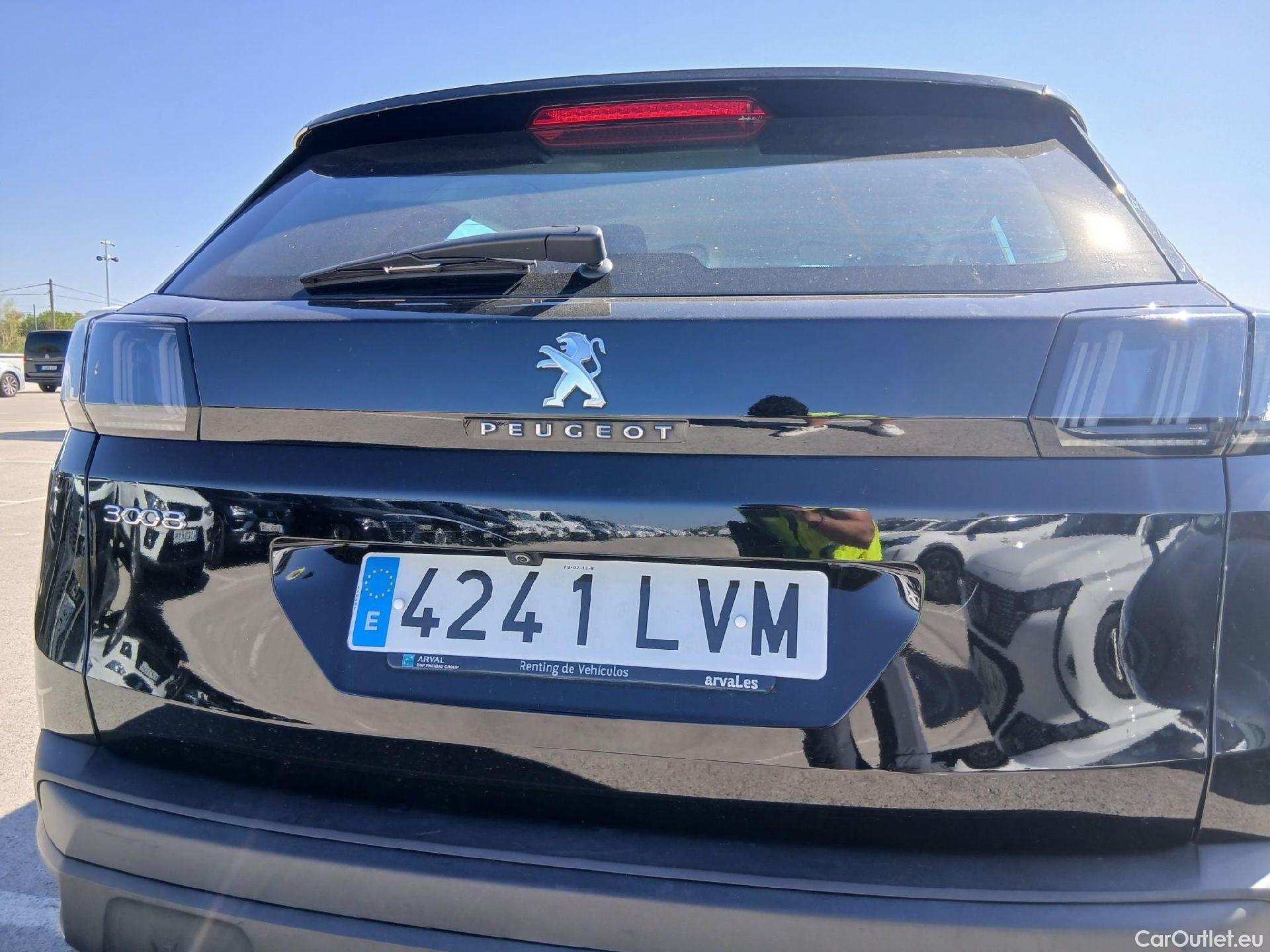  Peugeot  3008 PEUGEOT  / 2020 / 5P / todoterreno 1.5 BlueHDi 96kW S&S Active Pack EAT8 #32