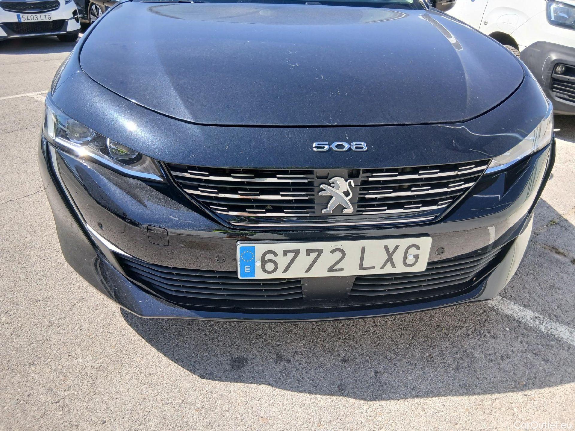  Peugeot  508 PEUGEOT  / 2018 / 5P / familiar SW Allure Pack BlueHDi 130 S&S EAT8 #3