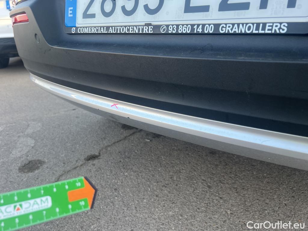  Volvo  XC 40 VOLVO XC40 / 2021 / 5P / todoterreno 2.0 B4 G AWD Core Auto #15