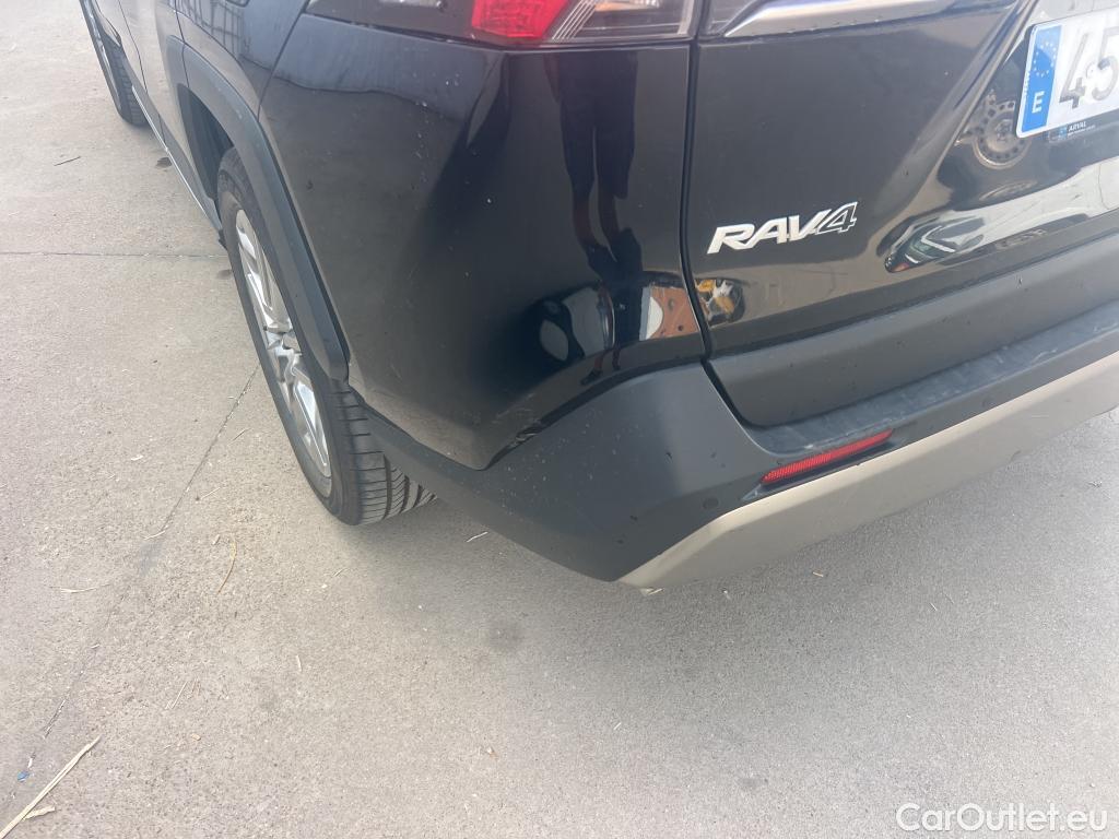  Toyota  RAV4 TOYOTA  / 2018 / 5P / todoterreno 2.5l 220H Luxury 4WD #29