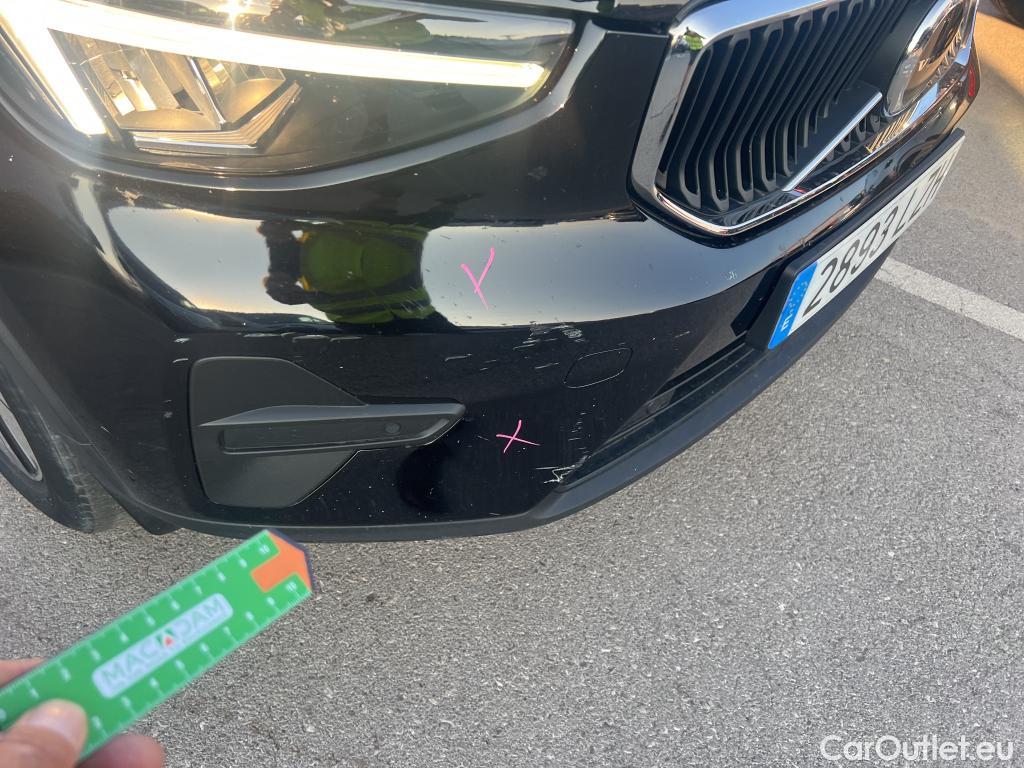  Volvo  XC 40 VOLVO XC40 / 2021 / 5P / todoterreno 2.0 B4 G AWD Core Auto #9