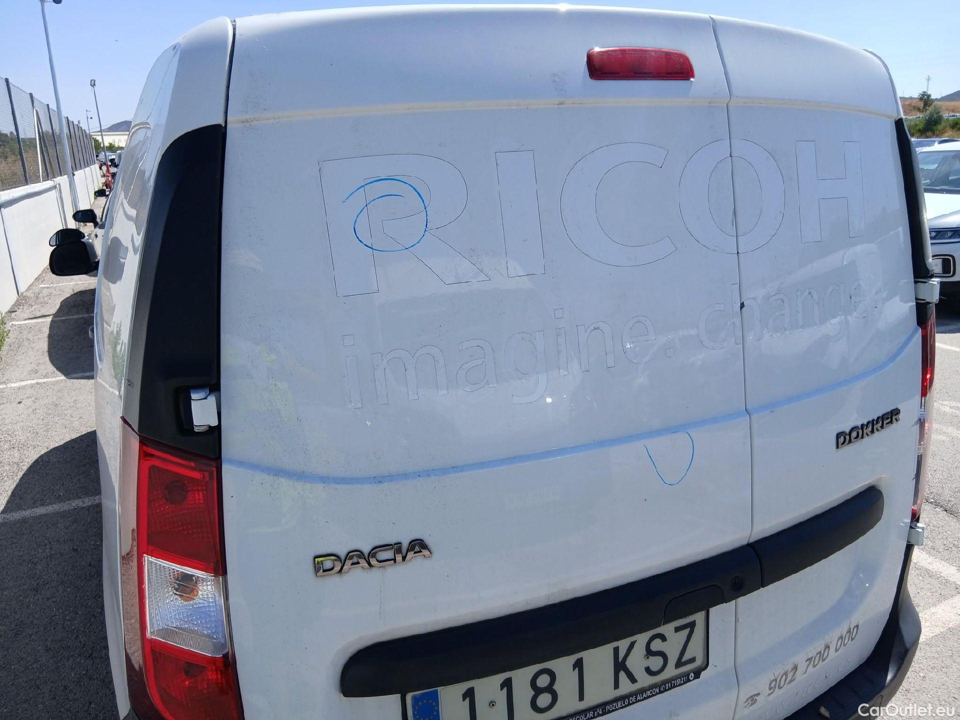  Dacia  Dokker DACIA  / 2013 / 4P / furgón derivado de turismo Essential 1.6 75kW (100CV) GLP #18