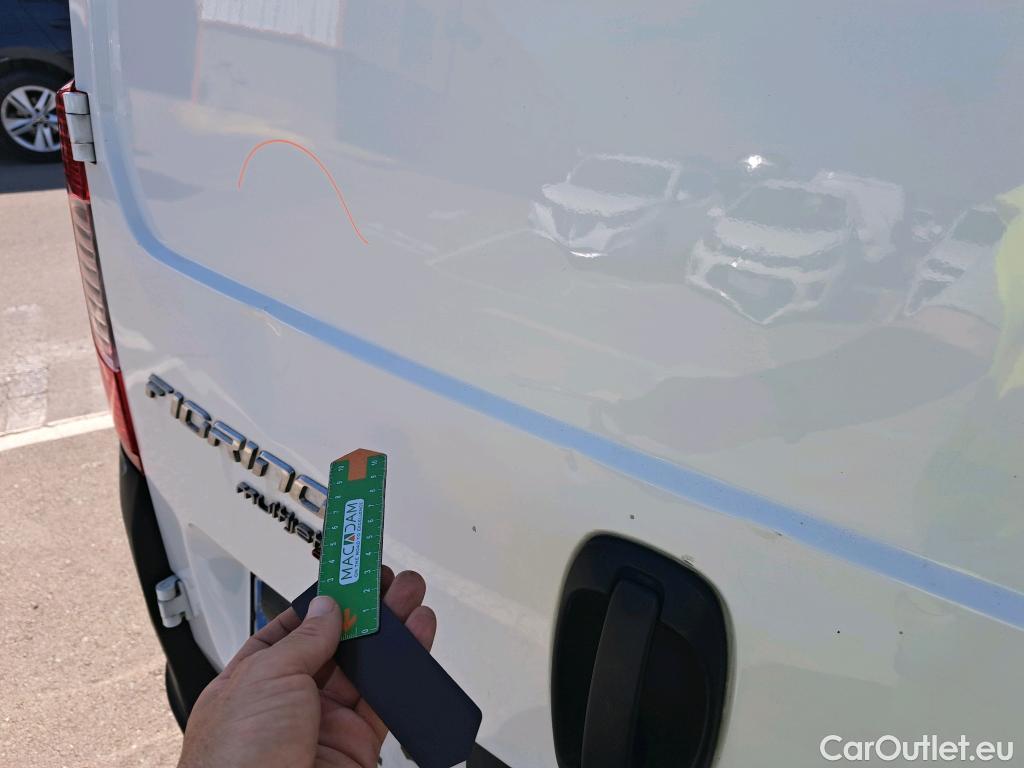  Fiat  Fiorino FIAT  / 2016 / 3P / furgón derivado de turismo Cargo Base 1.3 Mjet 59kW (80CV) E6 #13