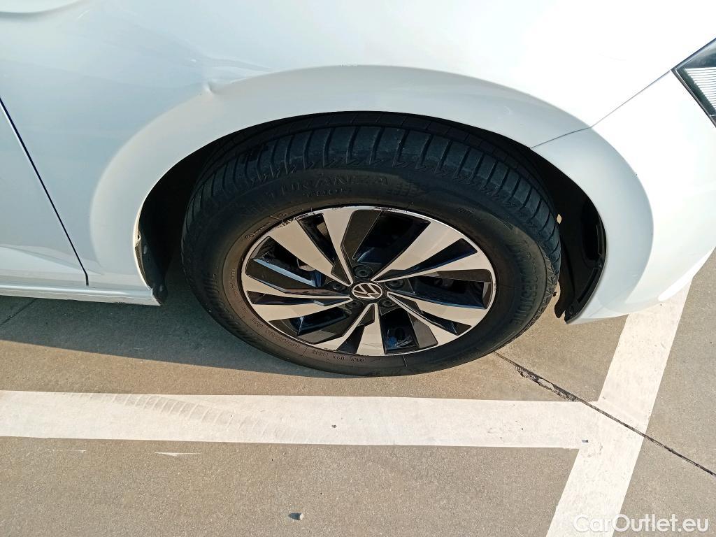  Volkswagen  Polo VOLKSWAGEN  / 2017 / 5P / berlina con portón Advance 1.0 TSI 70kW (95CV) #7