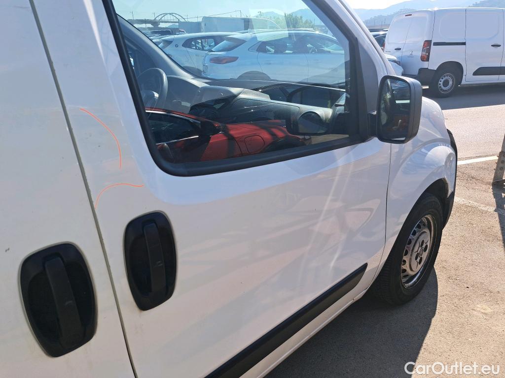  Fiat  Fiorino FIAT  / 2016 / 3P / furgón derivado de turismo Cargo Base 1.3 Mjet 59kW (80CV) E6 #34