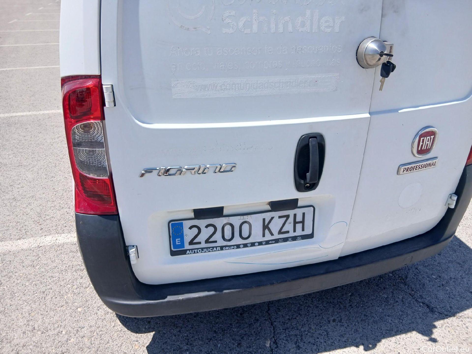  Fiat  Fiorino FIAT  / 2016 / 3P / furgón derivado de turismo Cargo Base 1.3 Mjet 59kW (80CV) E6 #23