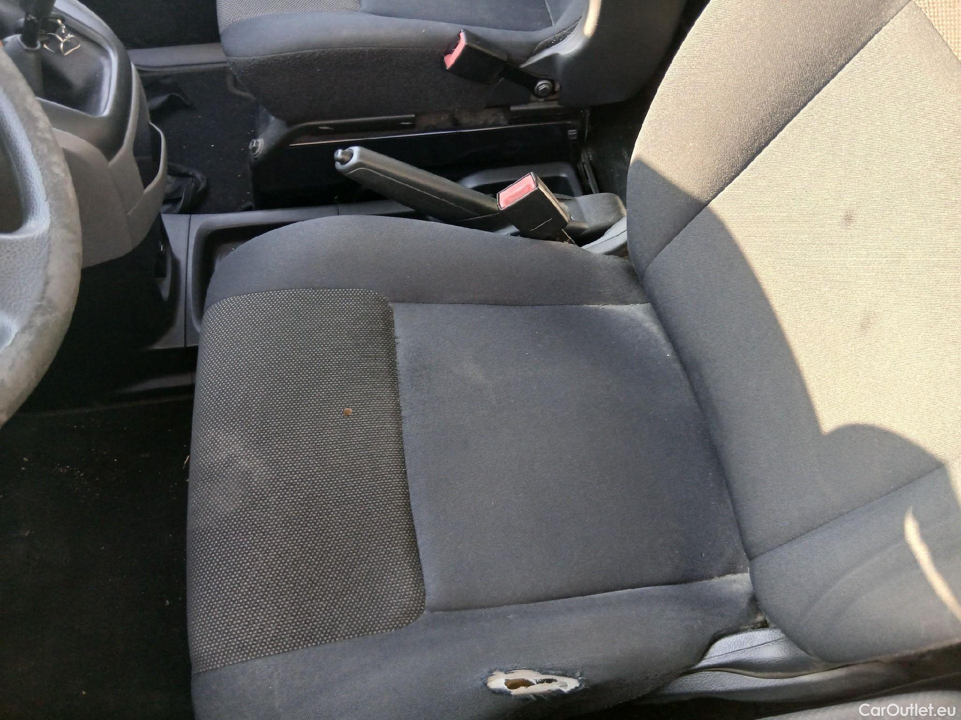  Nissan  NV200 NISSAN  / 2009 / 5P / furgón 1.5dCi 66kW (90CV) COMFORT #46