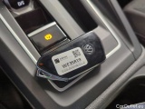  Volkswagen  Golf  Volkswagen Variant 1.5 eTSI EVO 150KM DSG 7 Life 5d #19