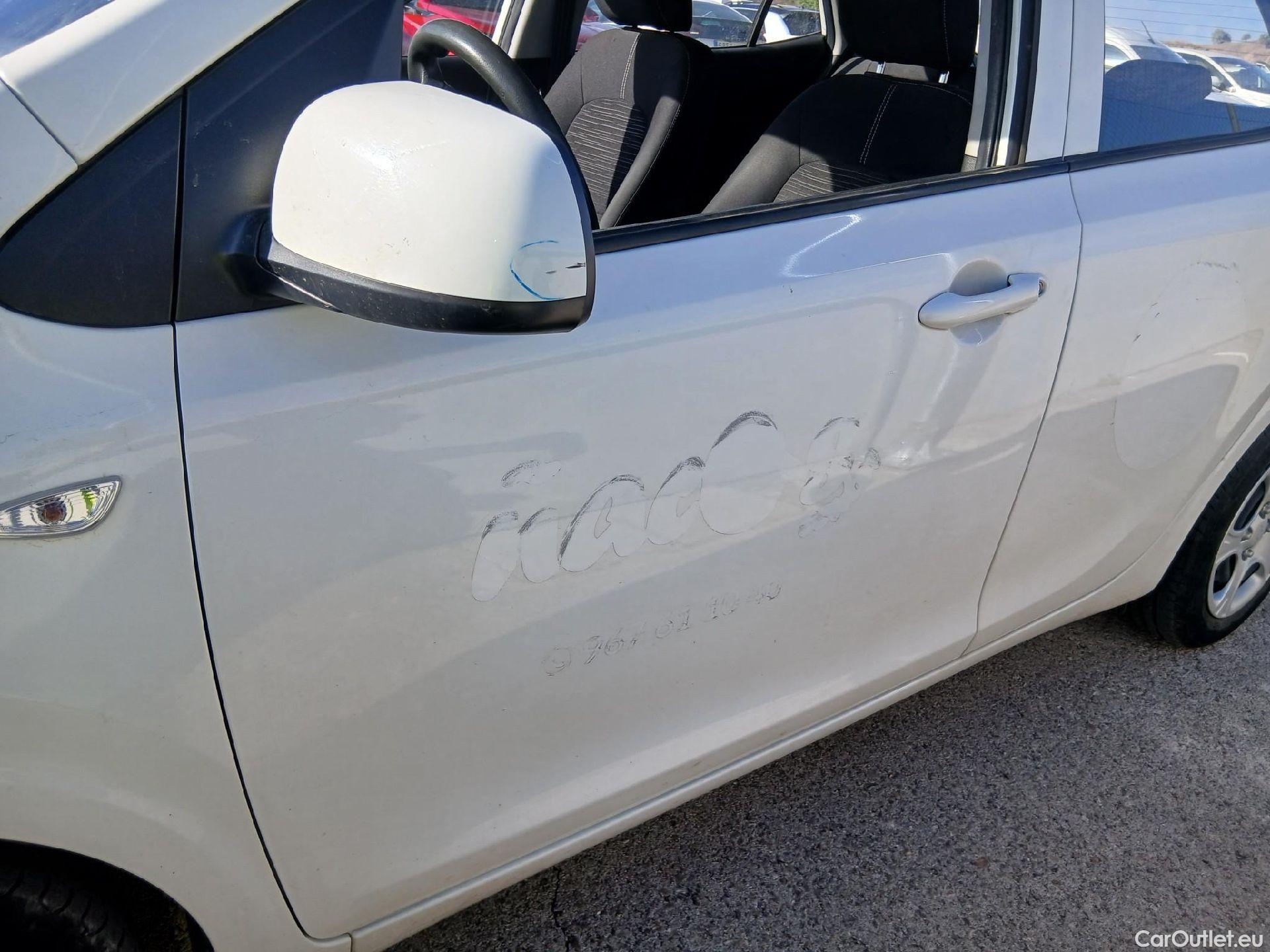  KIA  Picanto KIA  / 2020 / 5P / berlina con portón 1.0 DPi 49kW (67CV) Concept #17