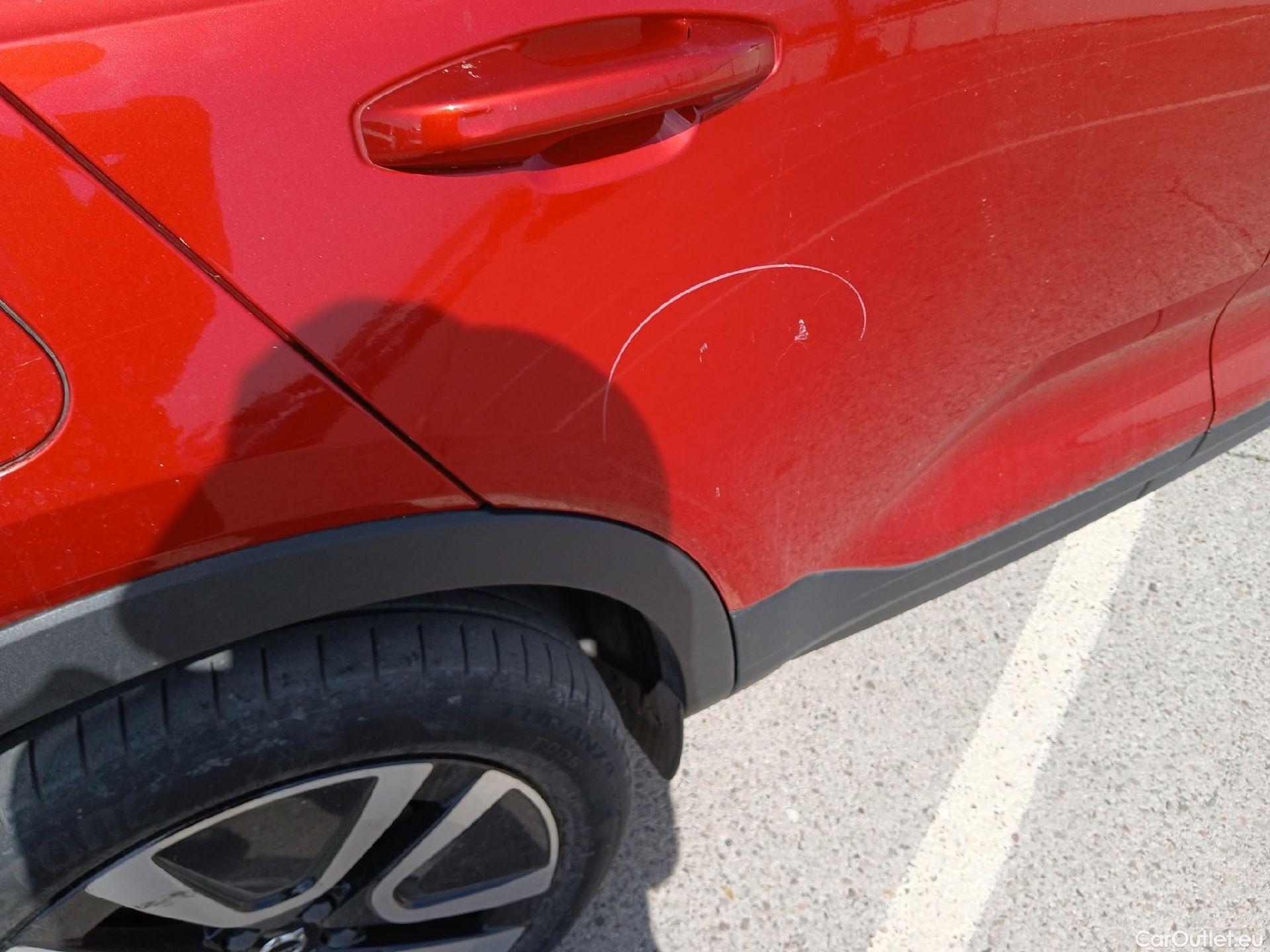  Volvo  XC 40 VOLVO XC40 / 2017 / 5P / todoterreno 1.5 T4 Twin Recharge Inscription Auto #29