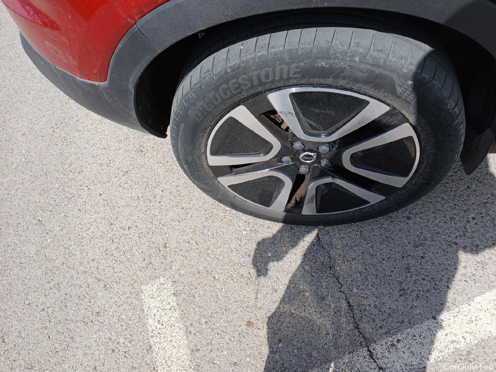  Volvo  XC 40 VOLVO XC40 / 2017 / 5P / todoterreno 1.5 T4 Twin Recharge Inscription Auto #30