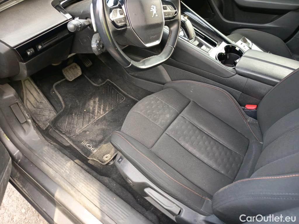  Peugeot  508 PEUGEOT  / 2018 / 5P / berlina con portón  5P Business Line BlueHDi 130 EAT8 (AC) #15