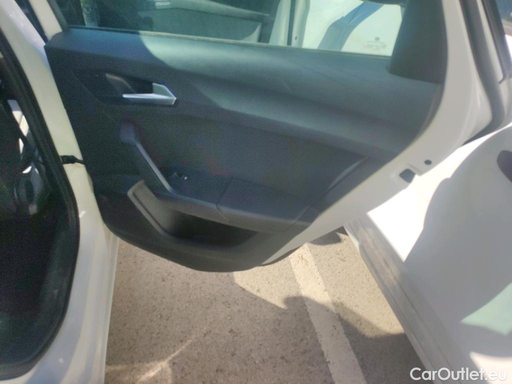  Seat  Leon SEAT Nuevo León / 2020 / 5P / familiar SP 1.5 TSI 96kW S&S Style Go(SP) #25