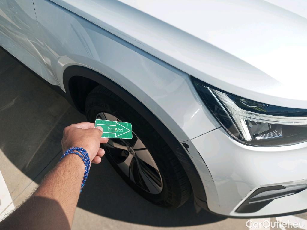  Volvo  XC 40 VOLVO XC40 / 2021 / 5P / todoterreno 1.5 T4 Recharge PHEV Core Auto #30