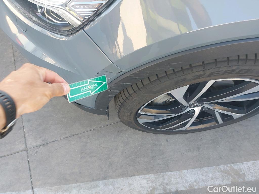  Volvo  XC 40 VOLVO XC40 / 2017 / 5P / todoterreno 1.5 T5 Twin Recharge R-Design Auto #23