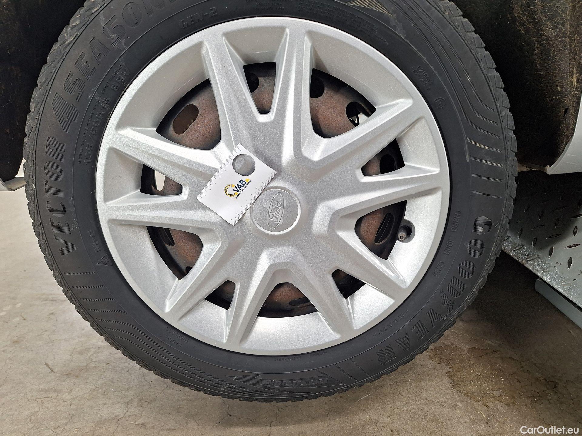  Ford  Fiesta Ford,  '17, Ford  1.1i 52kW Business Class 5d #51
