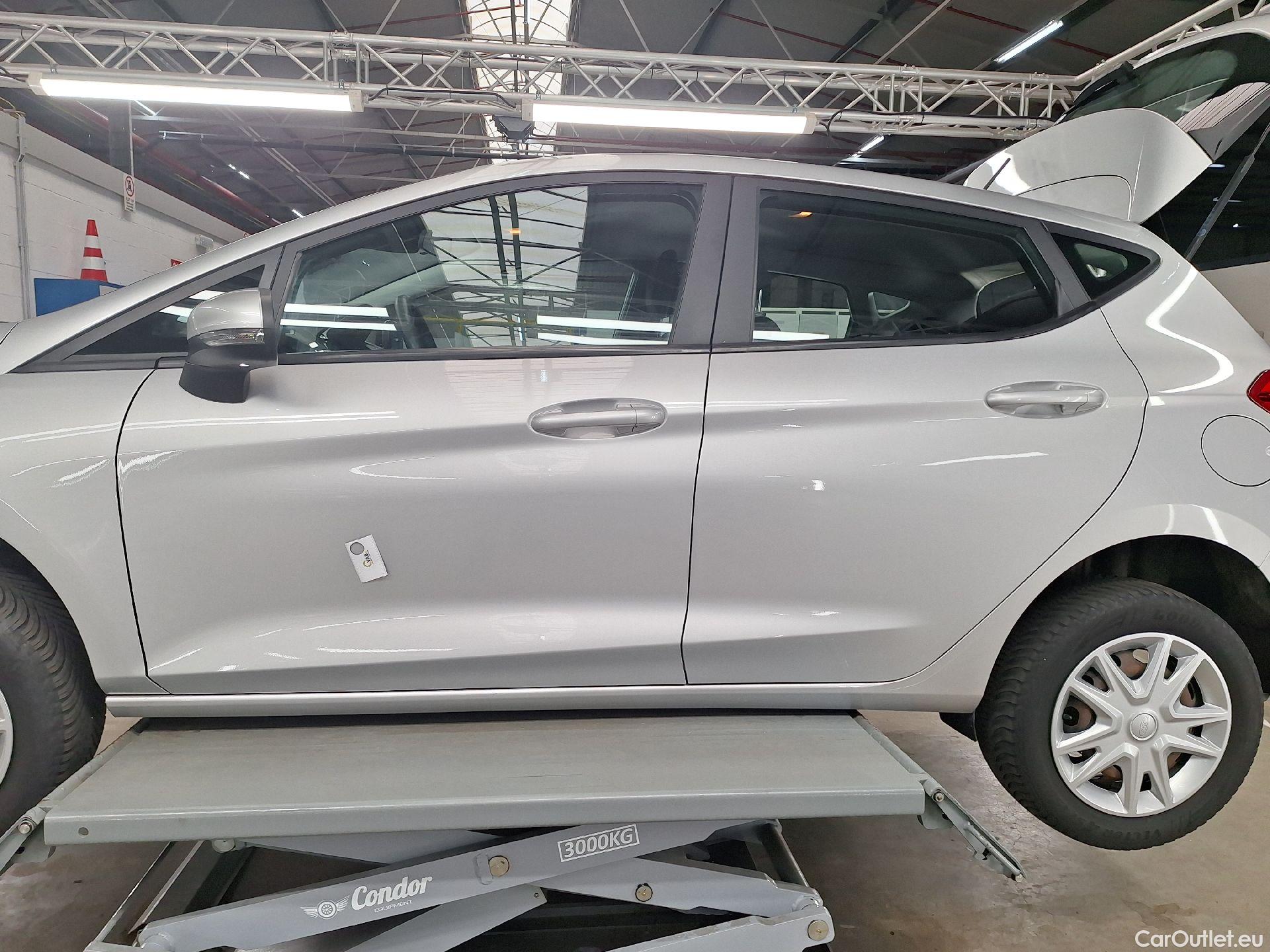  Ford  Fiesta Ford,  '17, Ford  1.1i 52kW Business Class 5d #28