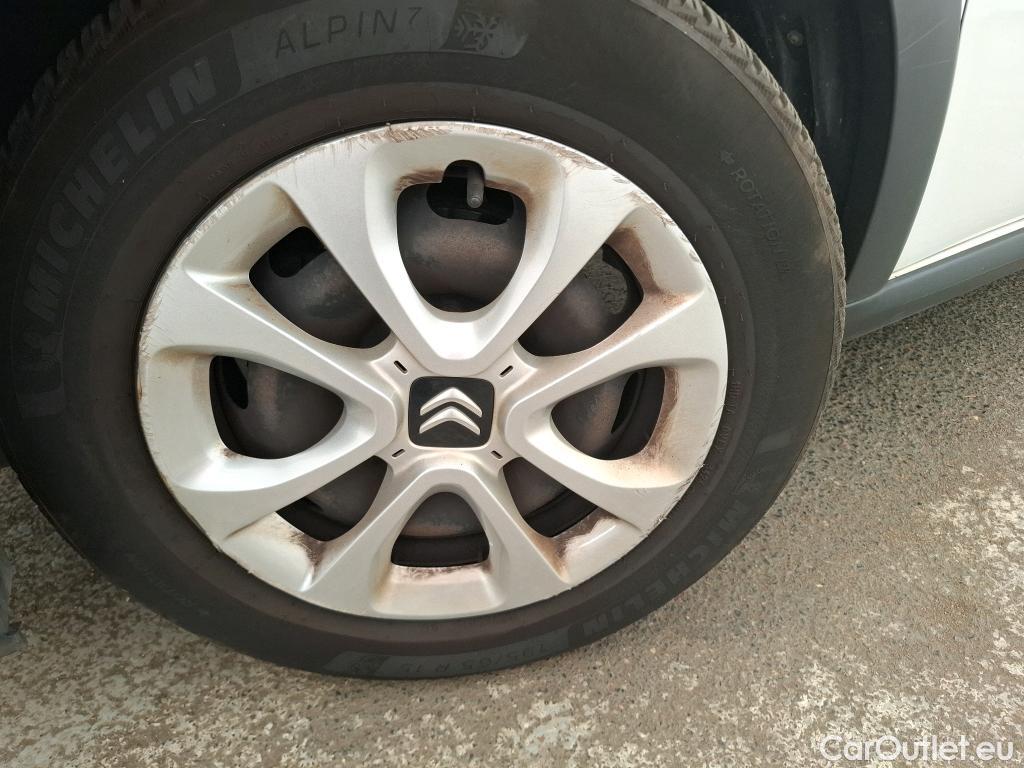  Citroen  C3  Société Feel Nav 1.2 PureTech 80CV BVM5 E6 #31