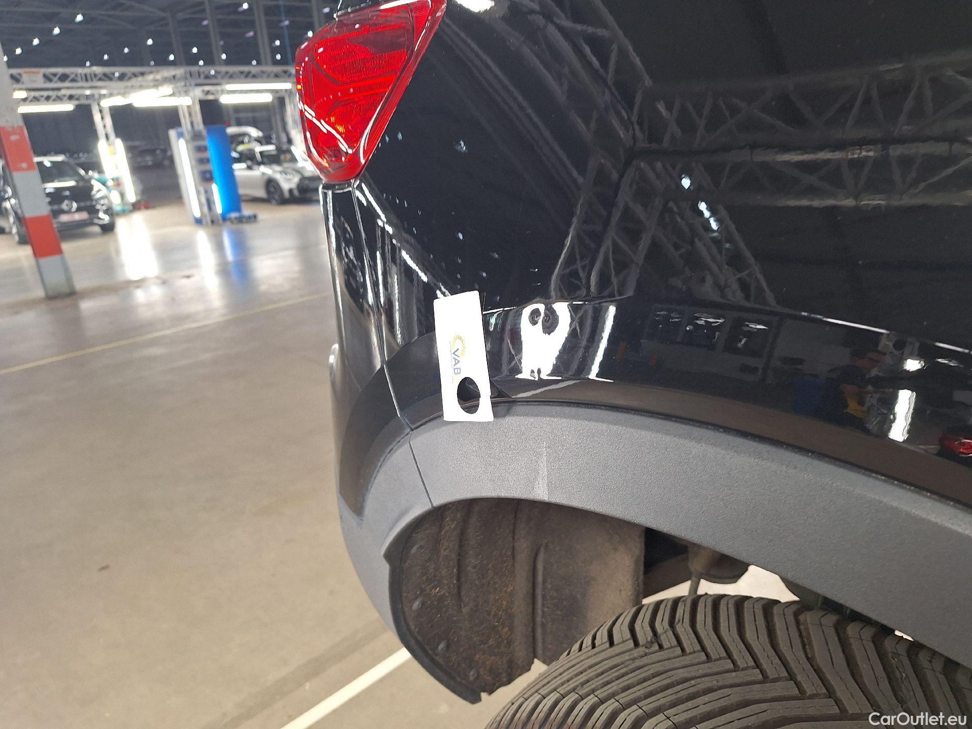  Volvo  XC 40 Volvo, XC40 FL'21 BEV, Volvo XC40 Recharge Ultimate 5d #13
