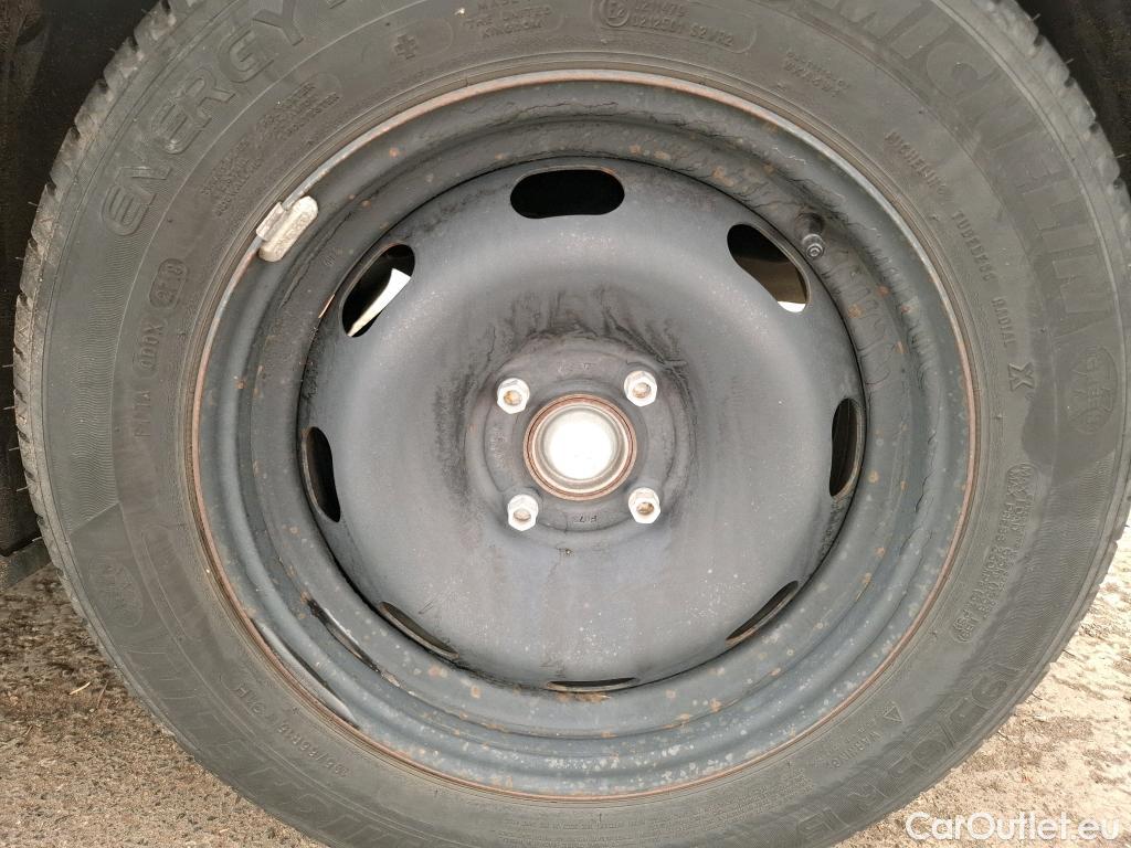  Citroen  C3  Société Feel Nav 1.2 PureTech 80CV BVM5 E6 #27