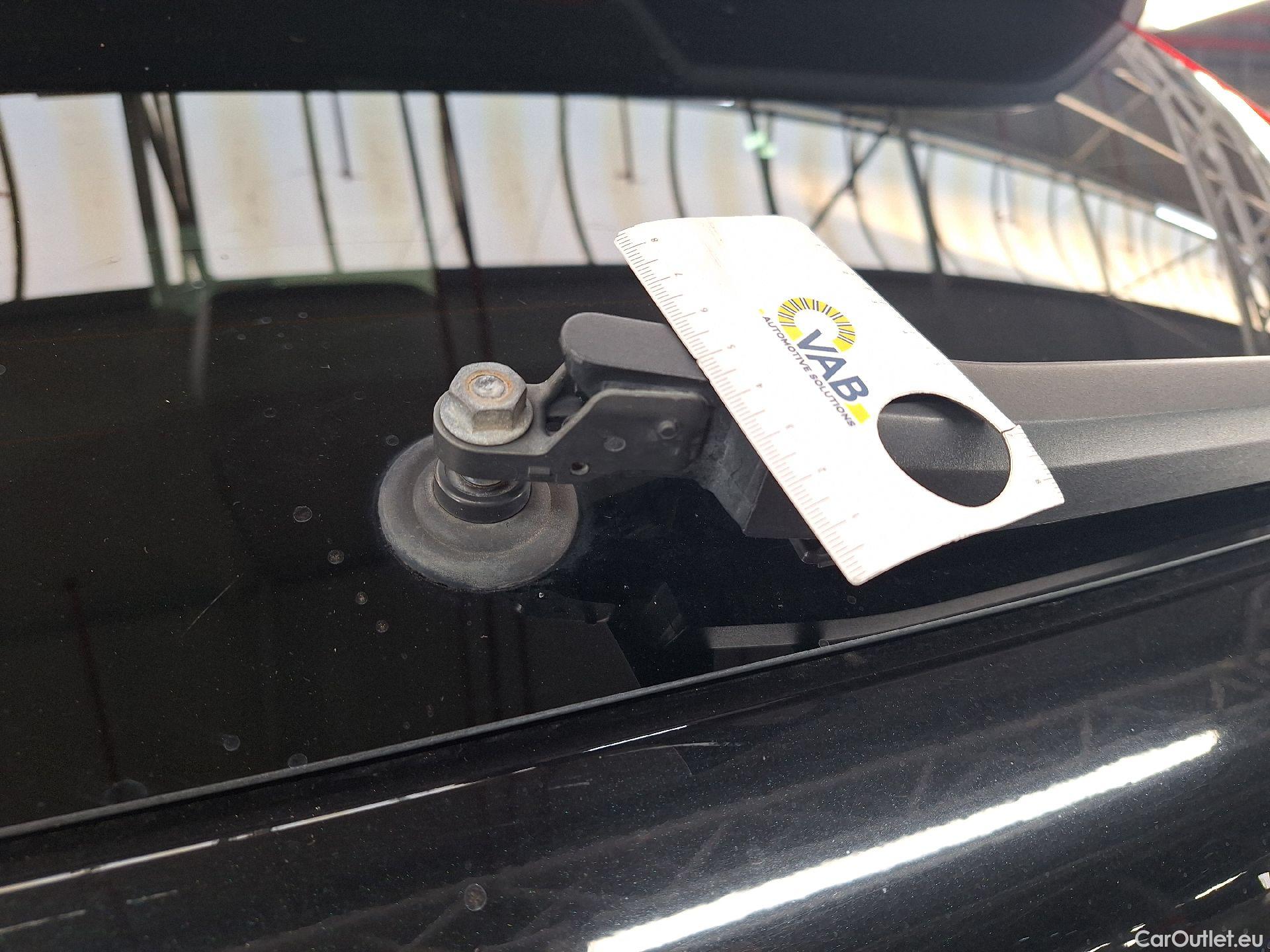  Volvo  XC 40 Volvo, XC40 FL'21 BEV, Volvo XC40 Recharge Ultimate 5d #11