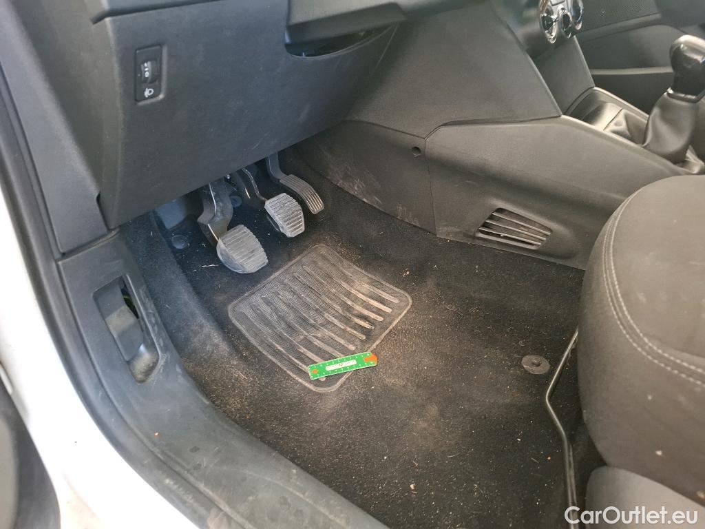  Peugeot  208  Affaire Premium 1.5 HDi 100CV BVM5 E6dT #1