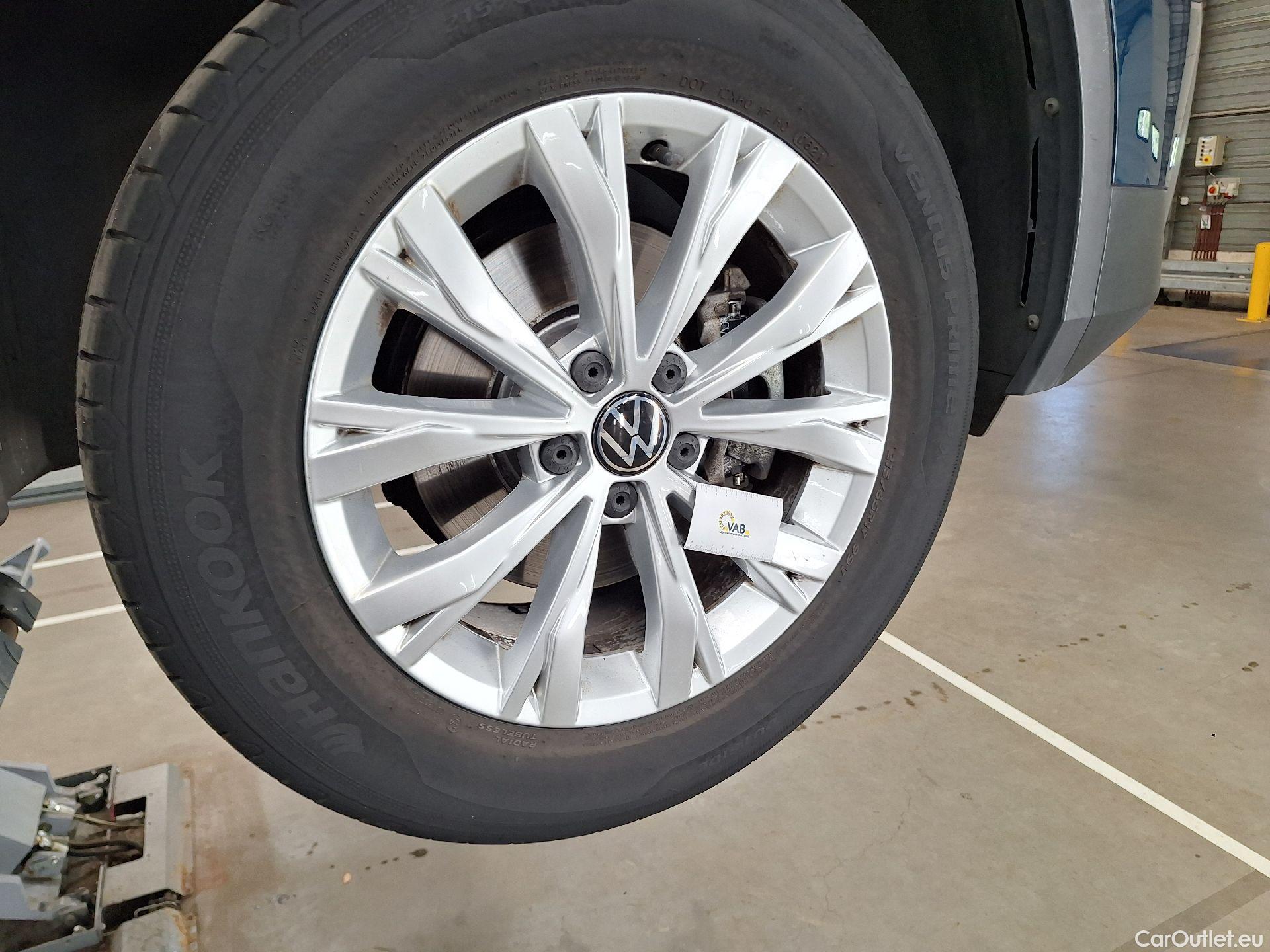  Volkswagen  Tiguan VW,  FL'20, Volkswagen  1.5 TSI 110kW DSG Life 5d #29