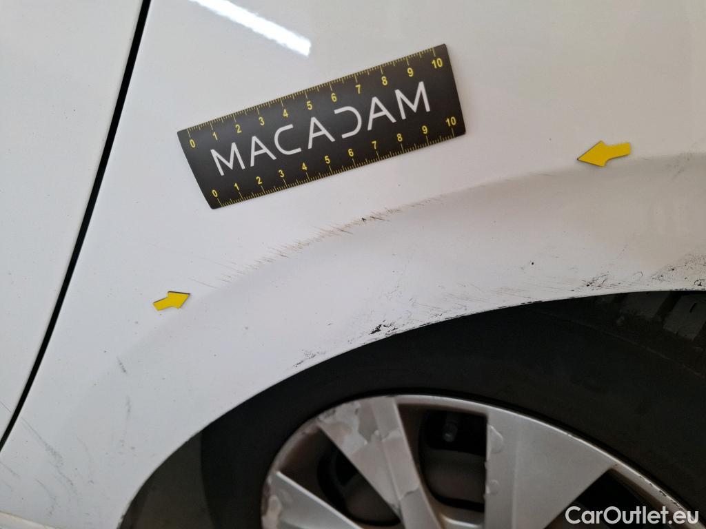  Peugeot  208  Affaire Premium 1.6 HDi 75CV BVM5 E6 #27