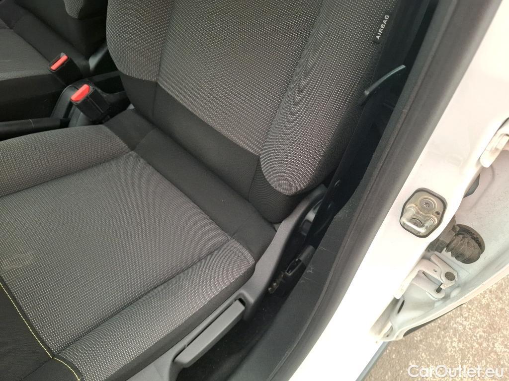  Citroen  C3  Société Feel Nav 1.2 PureTech 80CV BVM5 E6 #27