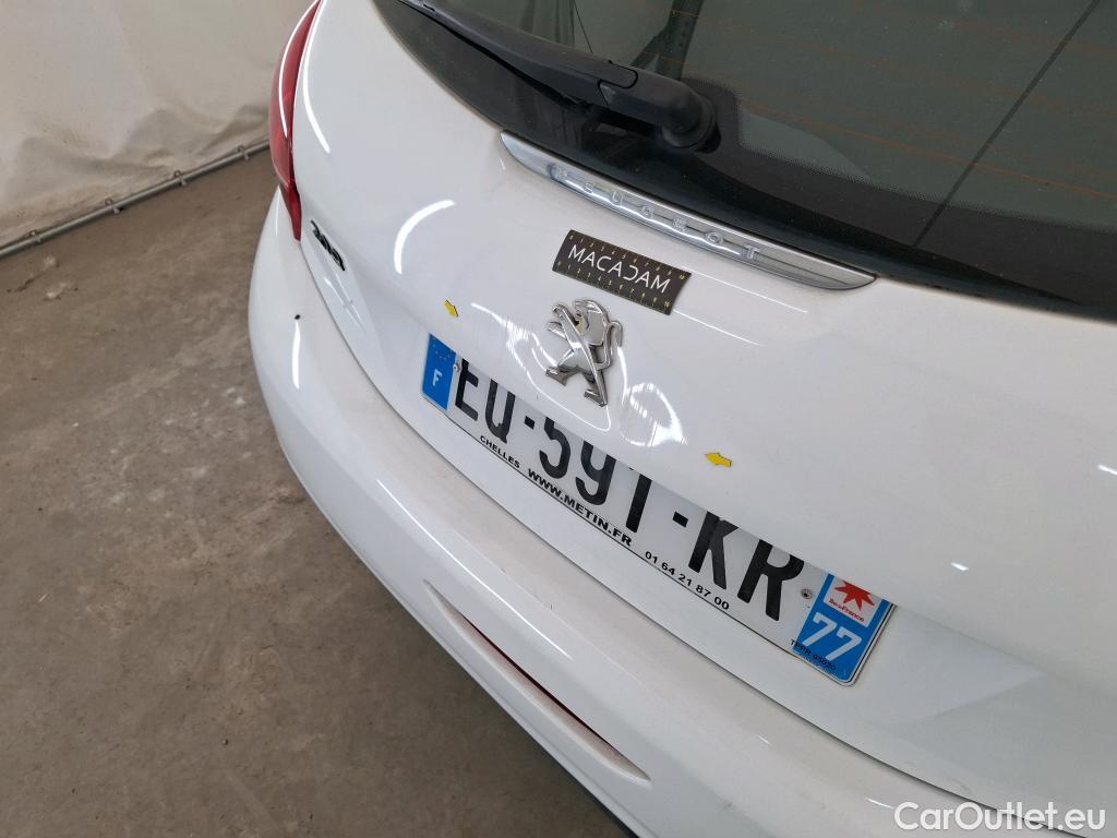  Peugeot  208  Affaire Premium 1.6 HDi 75CV BVM5 E6 #13