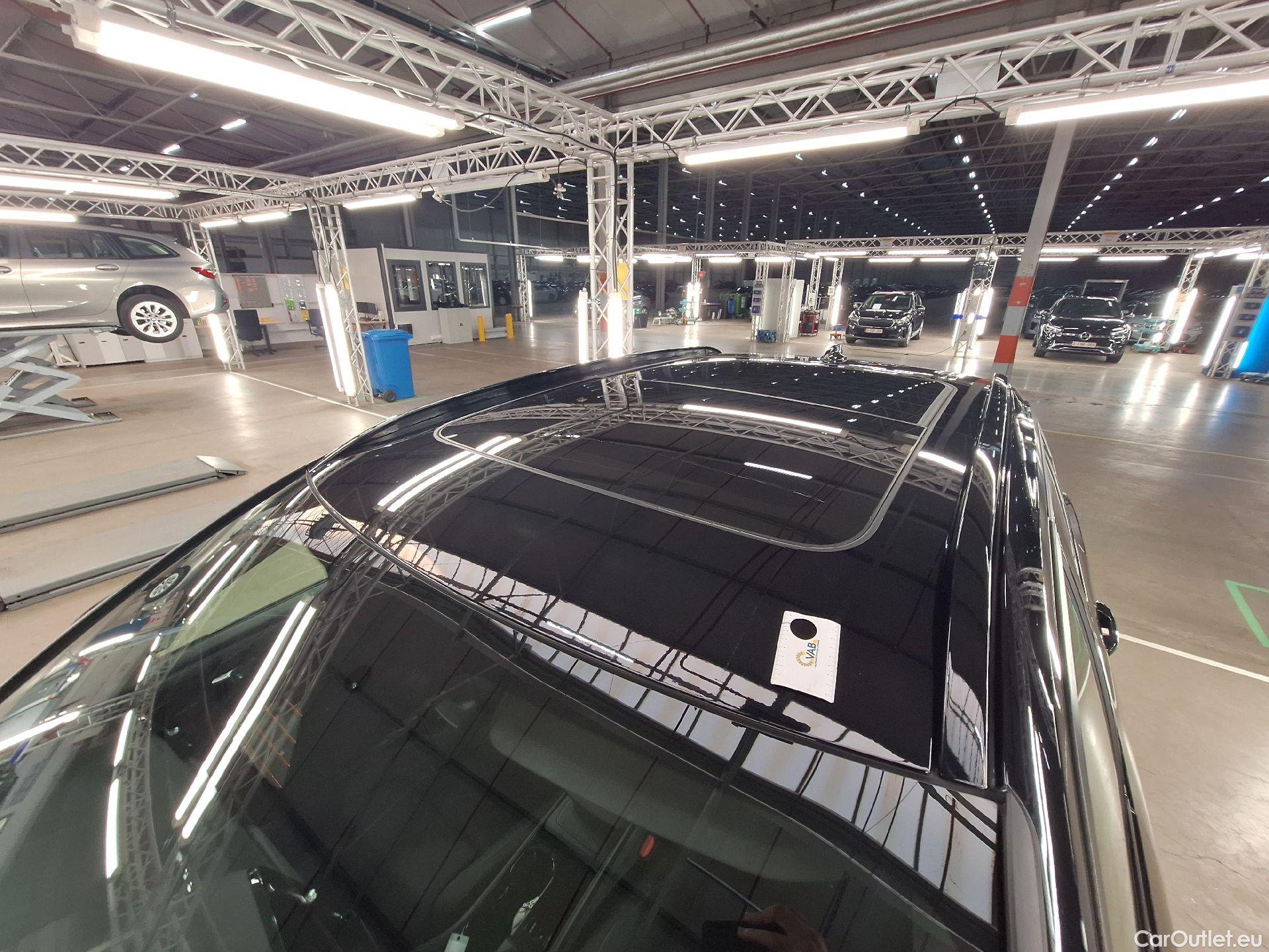  Volvo  XC 40 Volvo, XC40 FL'21 BEV, Volvo XC40 Recharge Ultimate 5d #3