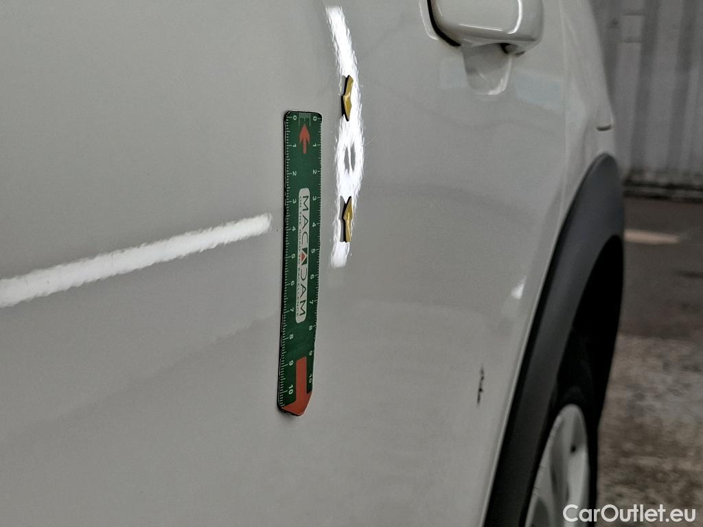  Citroen  C3  Société Feel Nav 1.2 PureTech 80CV BVM5 E6 #24
