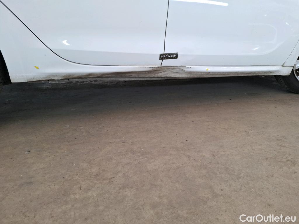  Peugeot  208  Affaire Premium 1.6 HDi 75CV BVM5 E6 #2