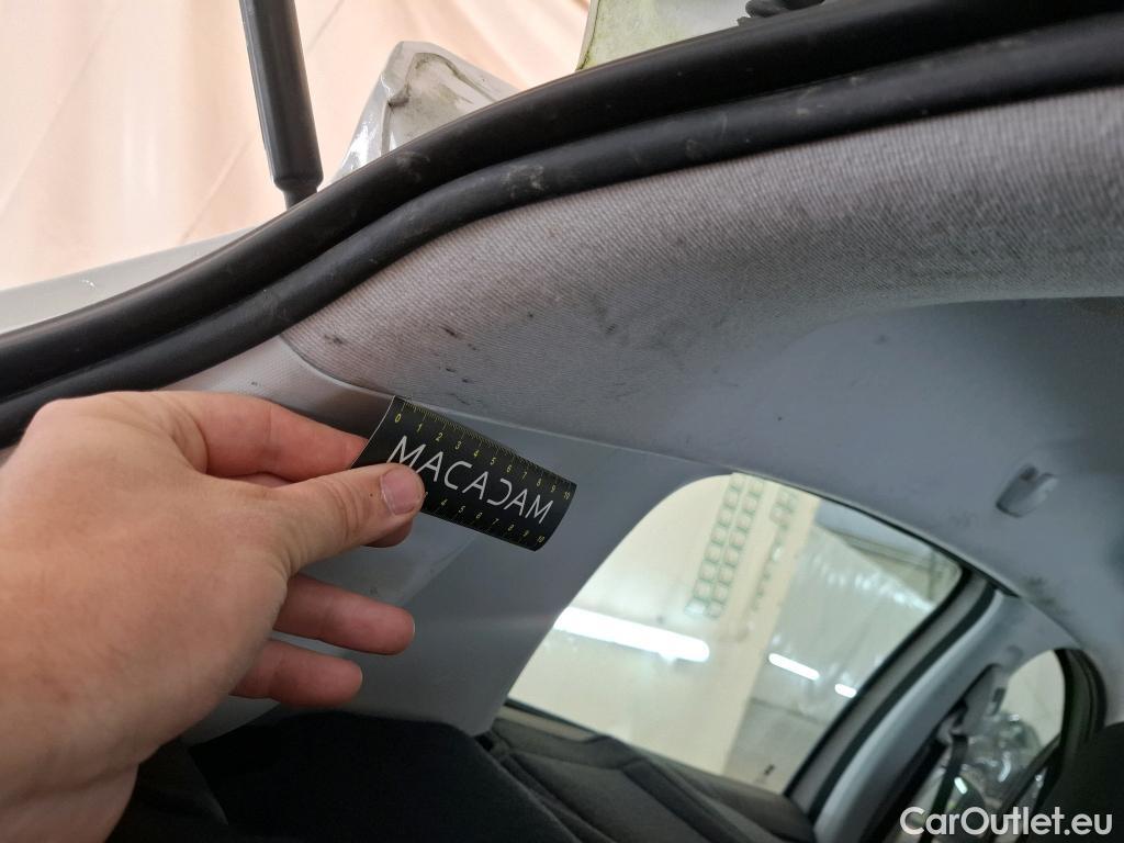  Peugeot  208  Affaire Premium 1.6 HDi 75CV BVM5 E6 #49