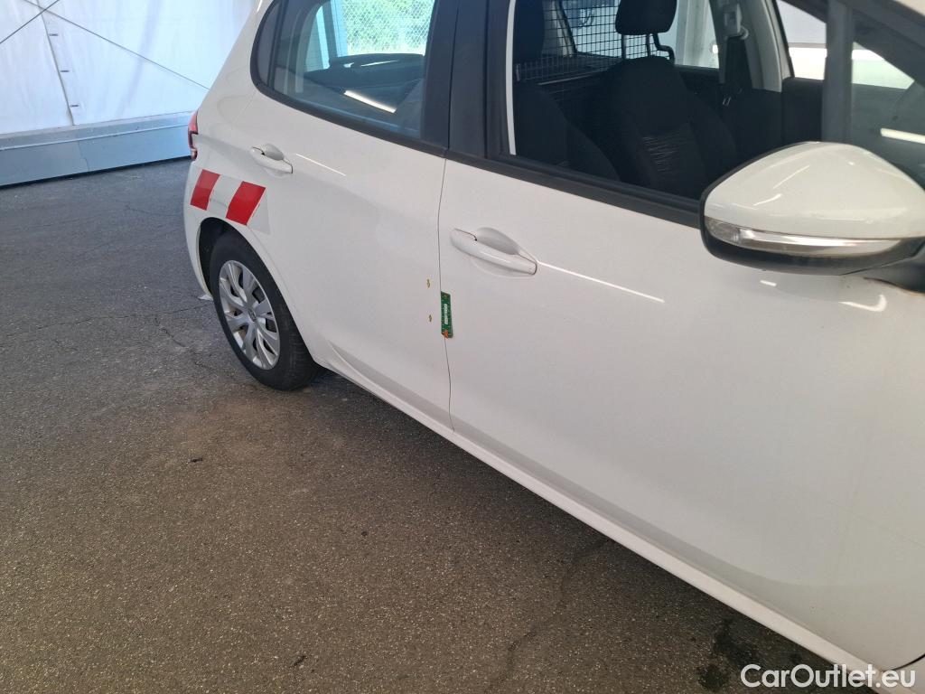  Peugeot  208  Affaire Premium Pack 1.2 80CV BVM5 E6dT #3