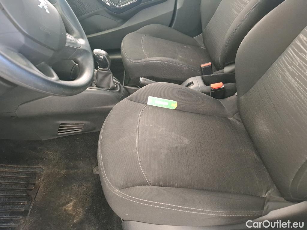  Peugeot  208  Affaire Premium Pack 1.2 80CV BVM5 E6dT #11